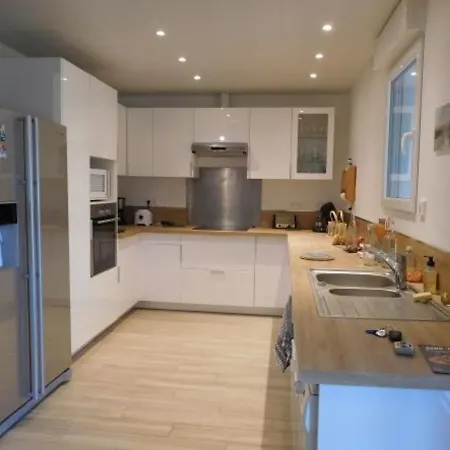 Maison L'aiguillon-sur-mer, 5 Pieces, 7 Personnes - Fr-1-476-196 Casa vacanze